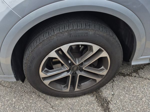 2025 Audi Q5 PROGRESSIV quattro Premium Plus