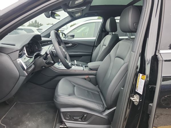 2026 Audi Q7 55 TFSI QUATTRO quattro Premium
