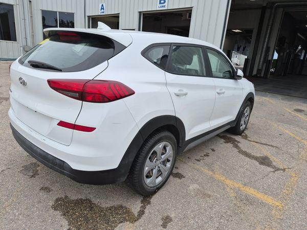 2021 Hyundai Tucson ESSENTIAL SE
