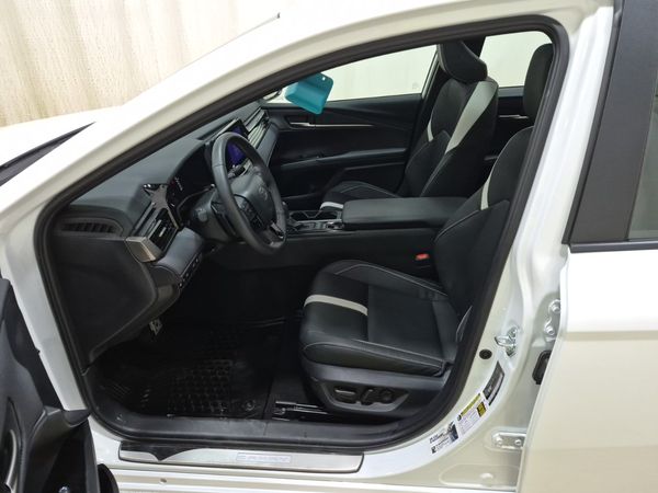 2026 Toyota Camry SE UPGRADE