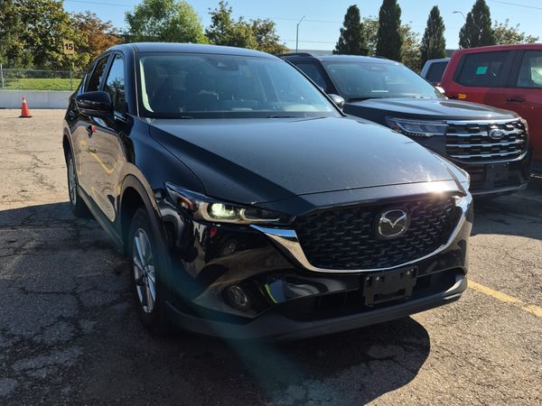 2025 Mazda CX-5 GS Preferred