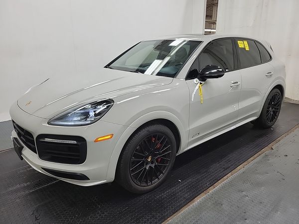 2021 Porsche Cayenne GTS