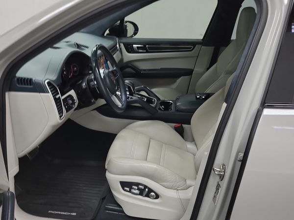 2021 Porsche Cayenne GTS
