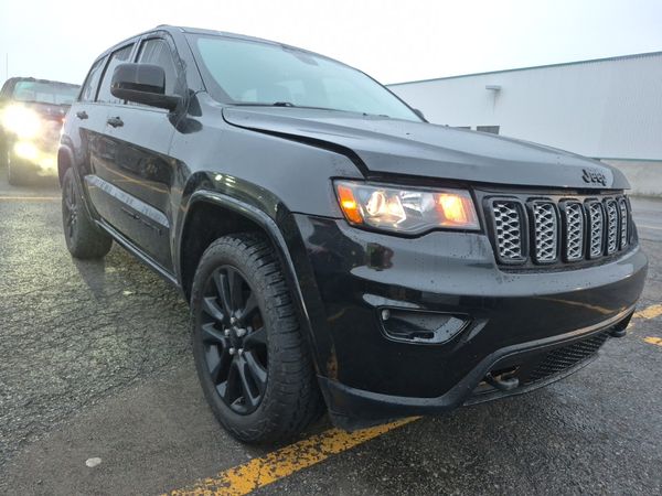 2019 Jeep Grand Cherokee ALTITUDE Laredo