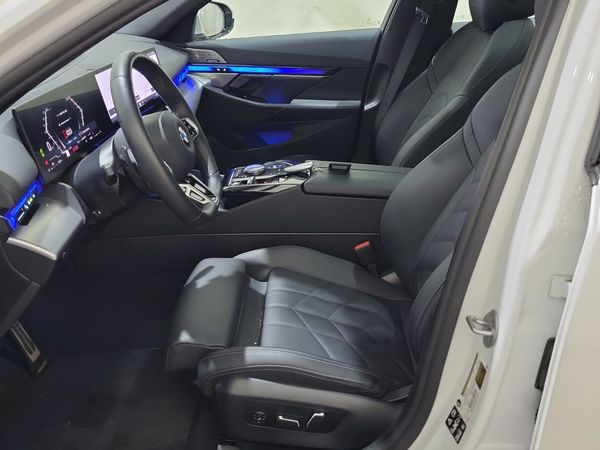 2026 BMW 5 SERIES 530I XDRIVE