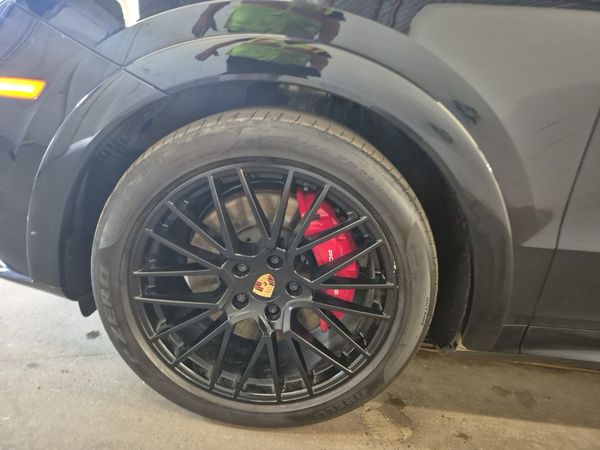 2021 Porsche Cayenne GTS