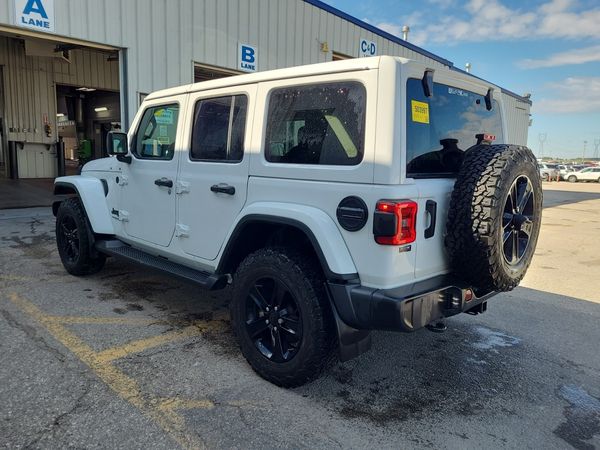 2021 Jeep Wrangler UNLIMITED ALTITUDE