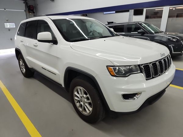 2020 Jeep Grand Cherokee 4x4 Laredo