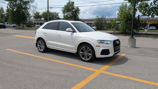 2017 Audi Q3 PROGRESSIV quattro Premium Plus