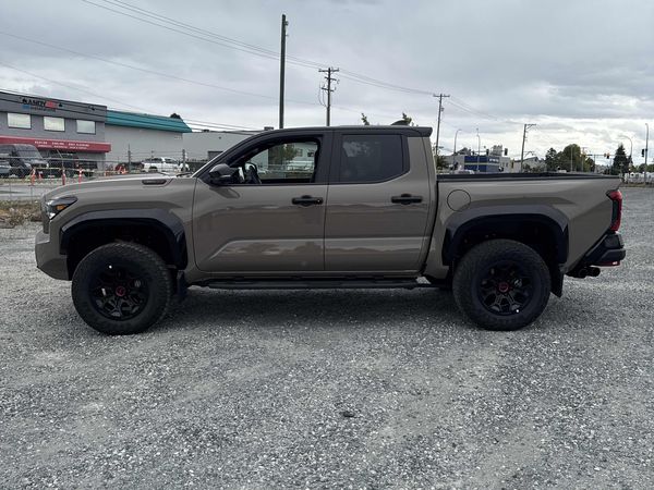 2025 Toyota Tacoma 4x4 Double Cab Auto SB Hybrid
