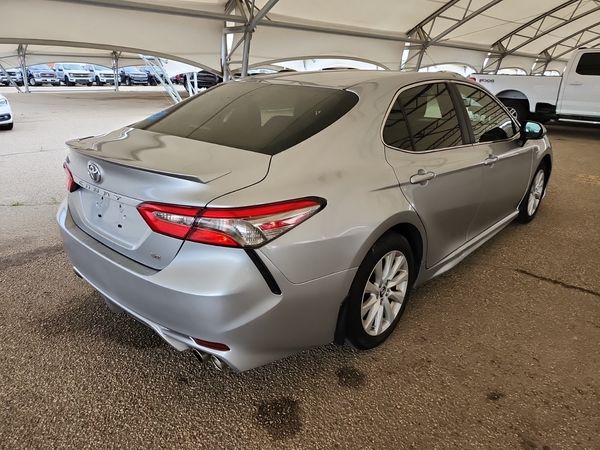 2018 Toyota Camry SE L/LE/SE/XLE