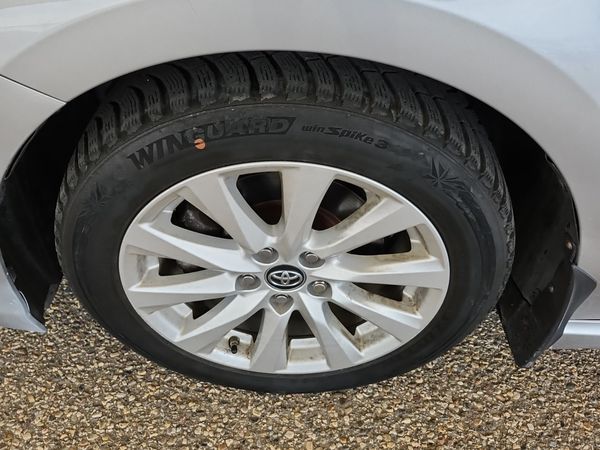 2018 Toyota Camry SE L/LE/SE/XLE