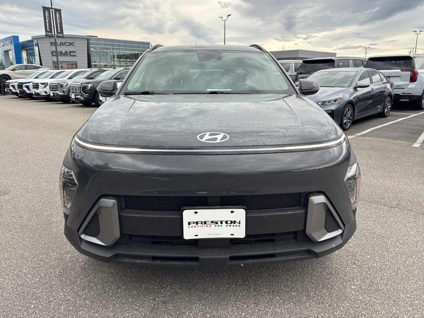 2024 Hyundai KONA PREFERRED SE