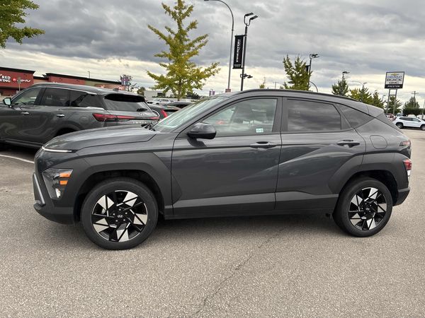 2024 Hyundai KONA PREFERRED SE