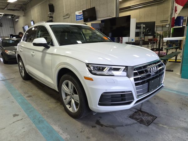 2019 Audi Q5 TECHNIK quattro Prestige