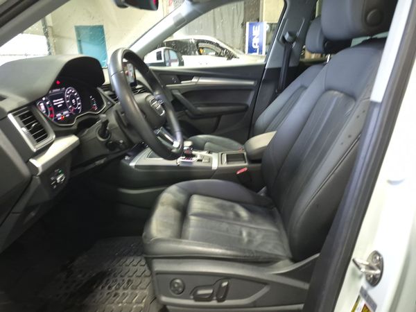 2019 Audi Q5 TECHNIK quattro Prestige