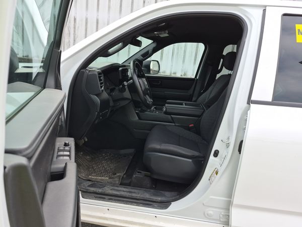 2025 Toyota Tundra SR CREW CAB SHORT BED
