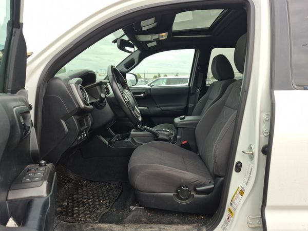 2017 Toyota Tacoma SR5 CREW CAB LONG BED