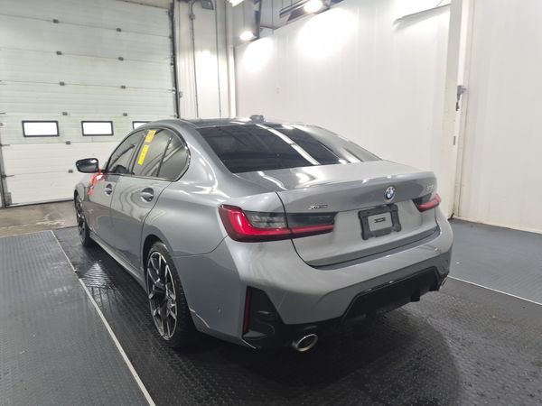 2025 BMW 3 Series Sedan 330i Xdrive
