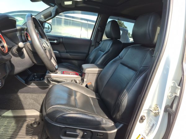 2021 Toyota Tacoma NIGHTSHADE CREW CAB SHORT BED SR5