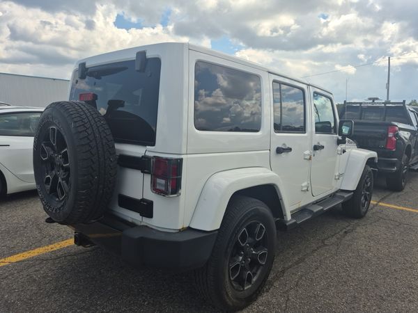 2017 Jeep WRANGLER UNLIMITED SMOKY MOUNTAIN Unlimited Sahara