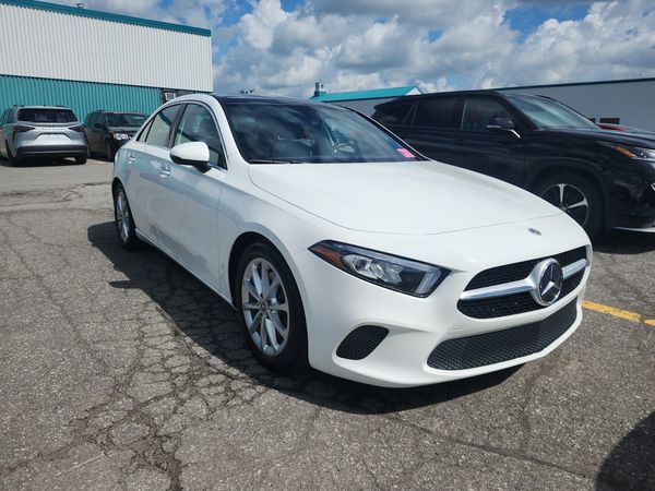 2022 Mercedes-Benz A-CLASS A 220 A220-4M