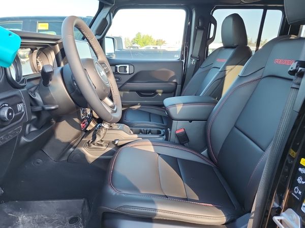 2025 Jeep Wrangler RUBICON X