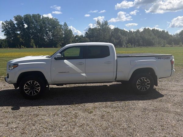 2021 Toyota Tacoma 4x4 Double Cab Auto SR5