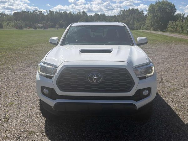 2021 Toyota Tacoma 4x4 Double Cab Auto SR5