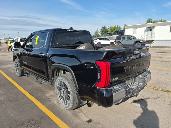 2022 Toyota Tundra LIMITED CREW CAB SHORT BED