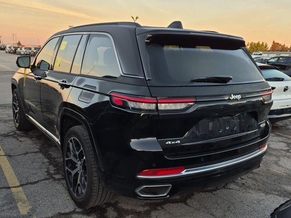 2025 Jeep Grand Cherokee SUMMIT RESERVE