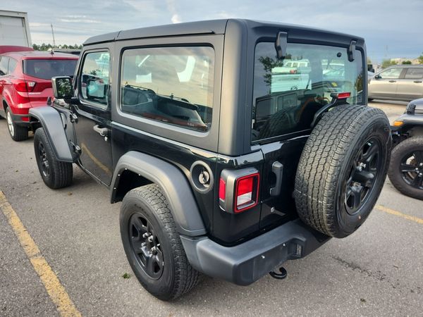 2022 Jeep Wrangler 4x4 Sport