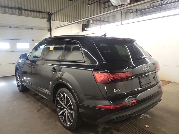 2022 Audi Q7 PROGRESSIV quattro Premium Plus