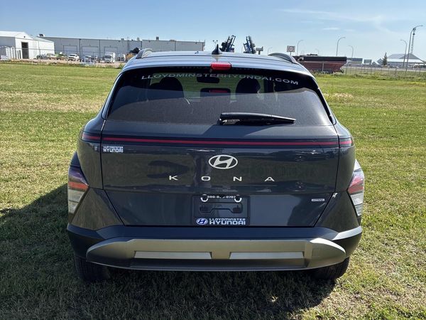 2025 Hyundai KONA PREFERRED SEL Convenience