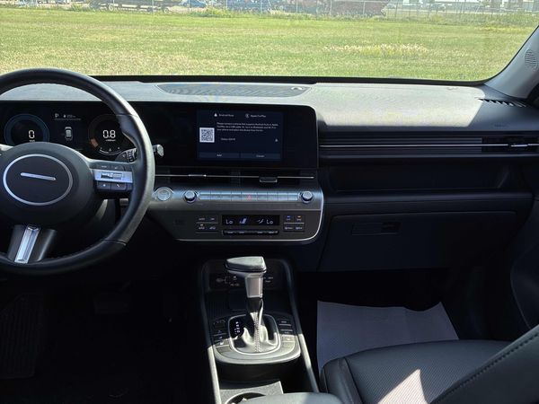 2025 Hyundai KONA PREFERRED SEL Convenience