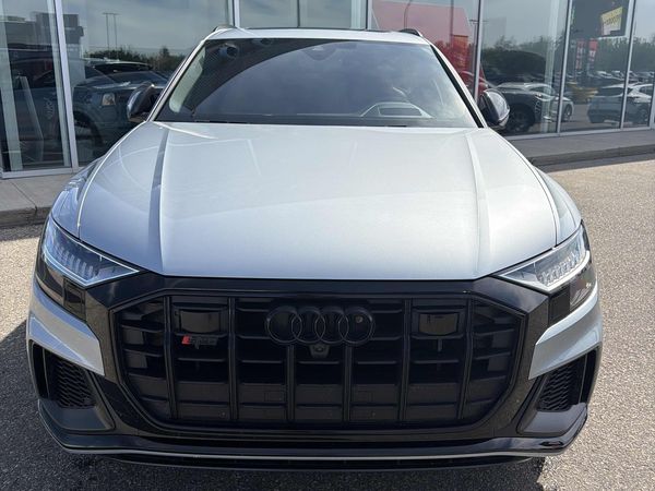 2023 Audi SQ8 quattro Premium Plus