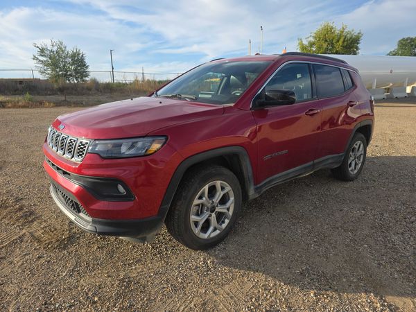 2026 Jeep COMPASS NORTH