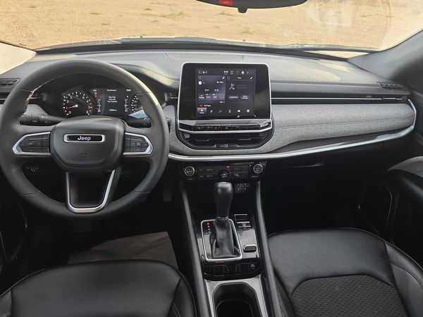 2026 Jeep COMPASS NORTH Latitude/North