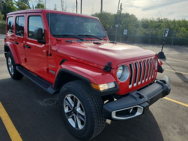 2022 Jeep Wrangler UNLIMITED SAHARA