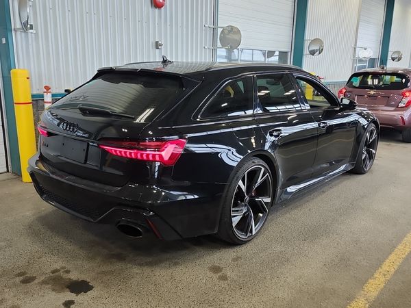 2023 Audi RS 6 AVANT
