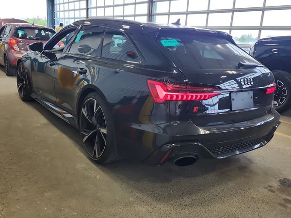 2023 Audi RS 6 AVANT