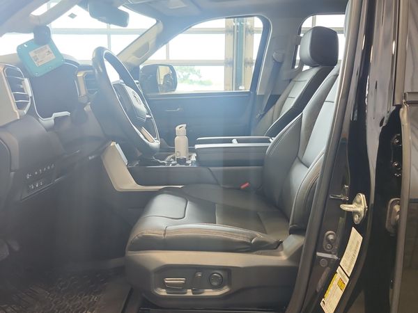 2024 Toyota Tundra LIMITED CREW CAB STD BED Others
