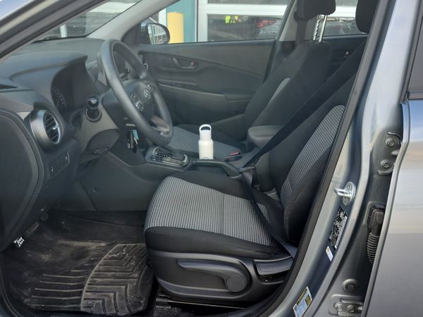 2020 Hyundai KONA ESSENTIAL SE
