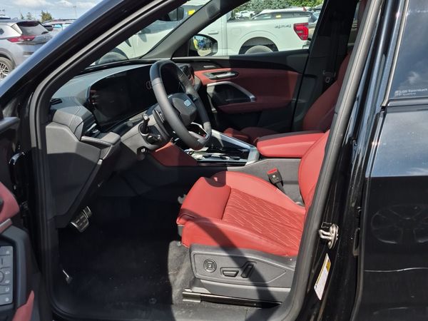 2025 Audi SQ5 Sportback PROGRESSIV quattro Premium Plus