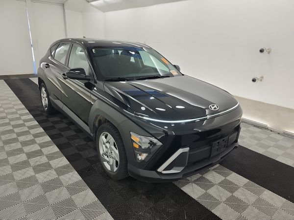 2024 Hyundai KONA ESSENTIAL SE
