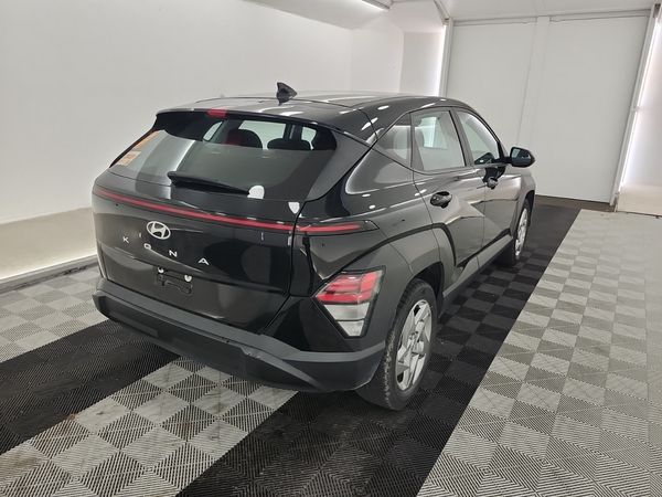 2024 Hyundai KONA ESSENTIAL SE