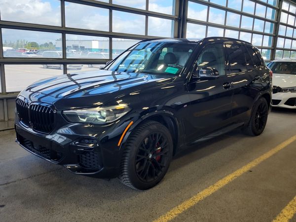2022 BMW X5 M50I