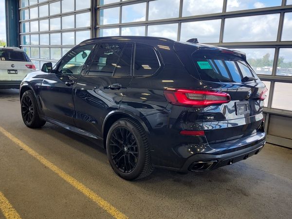 2022 BMW X5 M50I