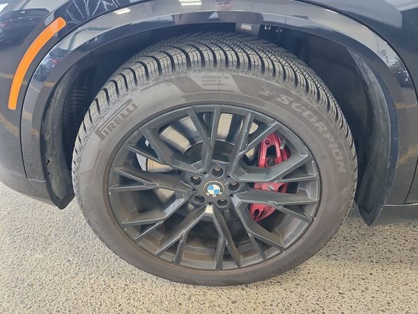 2022 BMW X5 M50I
