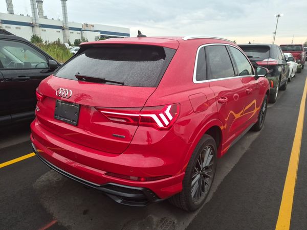 2022 Audi Q3 PROGRESSIV